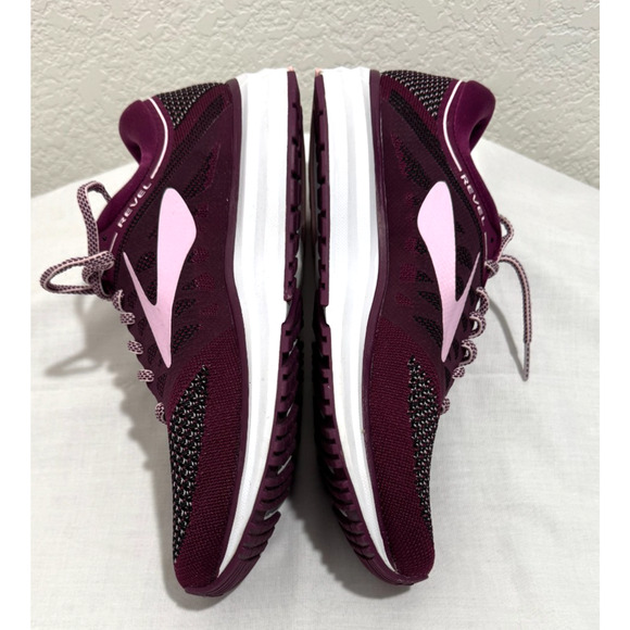 Womens Brooks REVEL Running Shoes Purple Burgundy Sz 10.5 Sneakers EUC - Picture 9 of 9